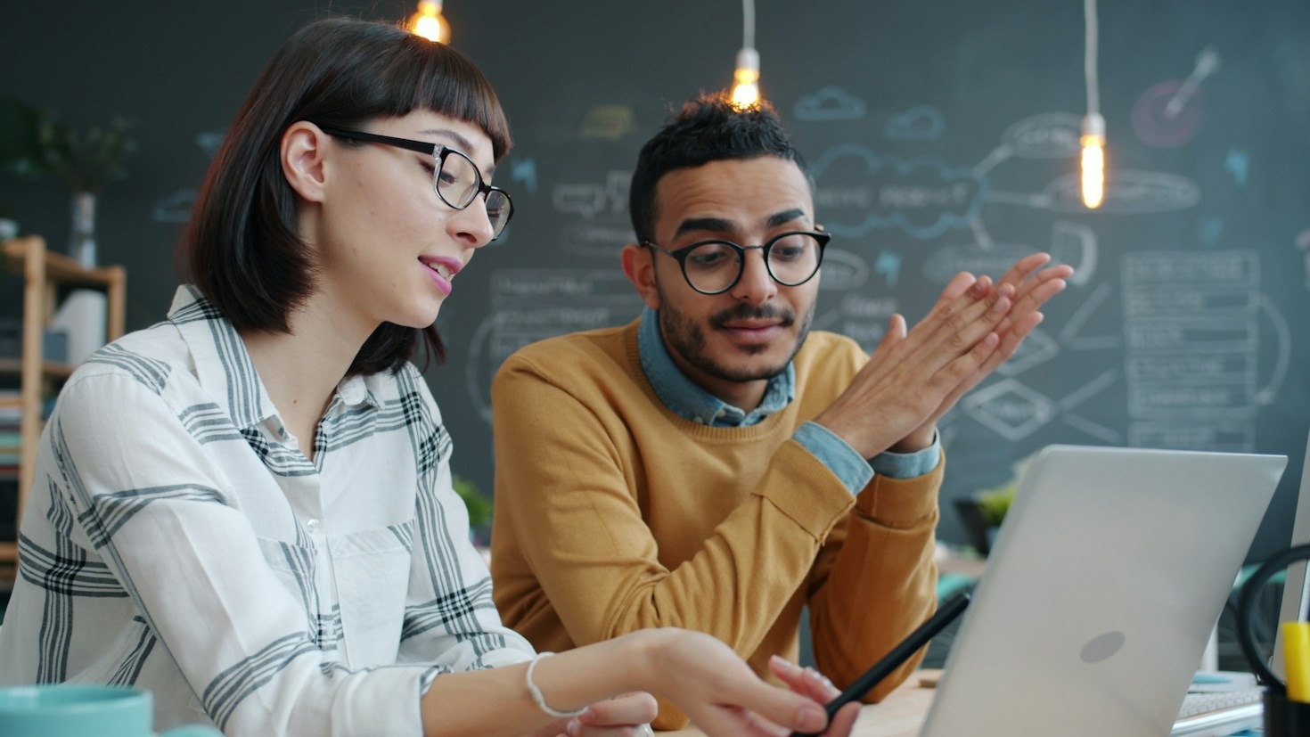 Best Practices for Structuring Compelling Digital Narratives